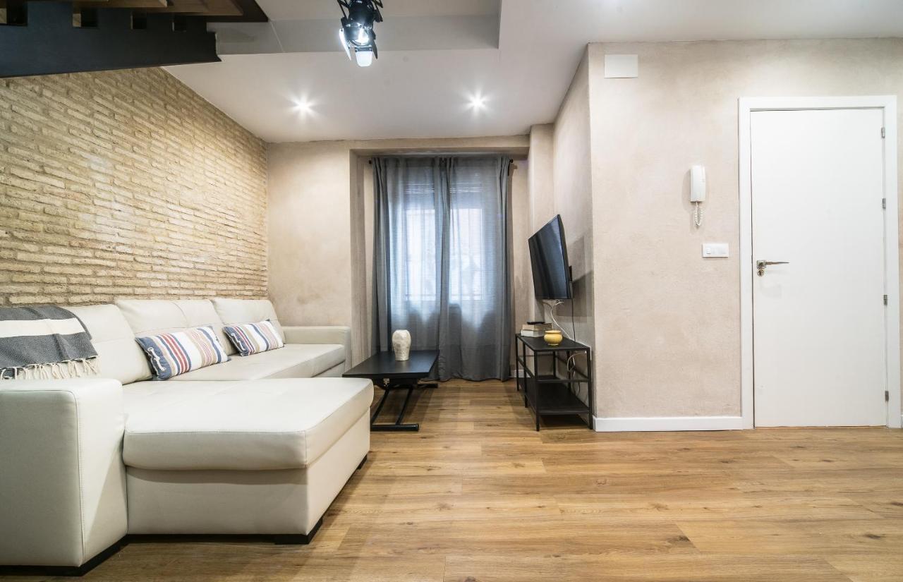 Rey De Sevilla Flats - Duplex Museo Exteriér fotografie